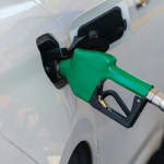 motorine-rekor-zam-gece-yarisi-3-lira-4-kurus-artis-geliyor.jpg