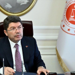 yilmaz-tunc-adalet-bakani.jpg